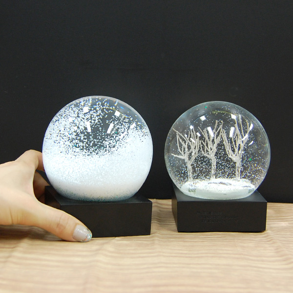 Cool Snow Globes クールスノーグローブ