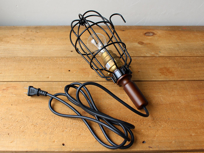 Hand lamp with cable